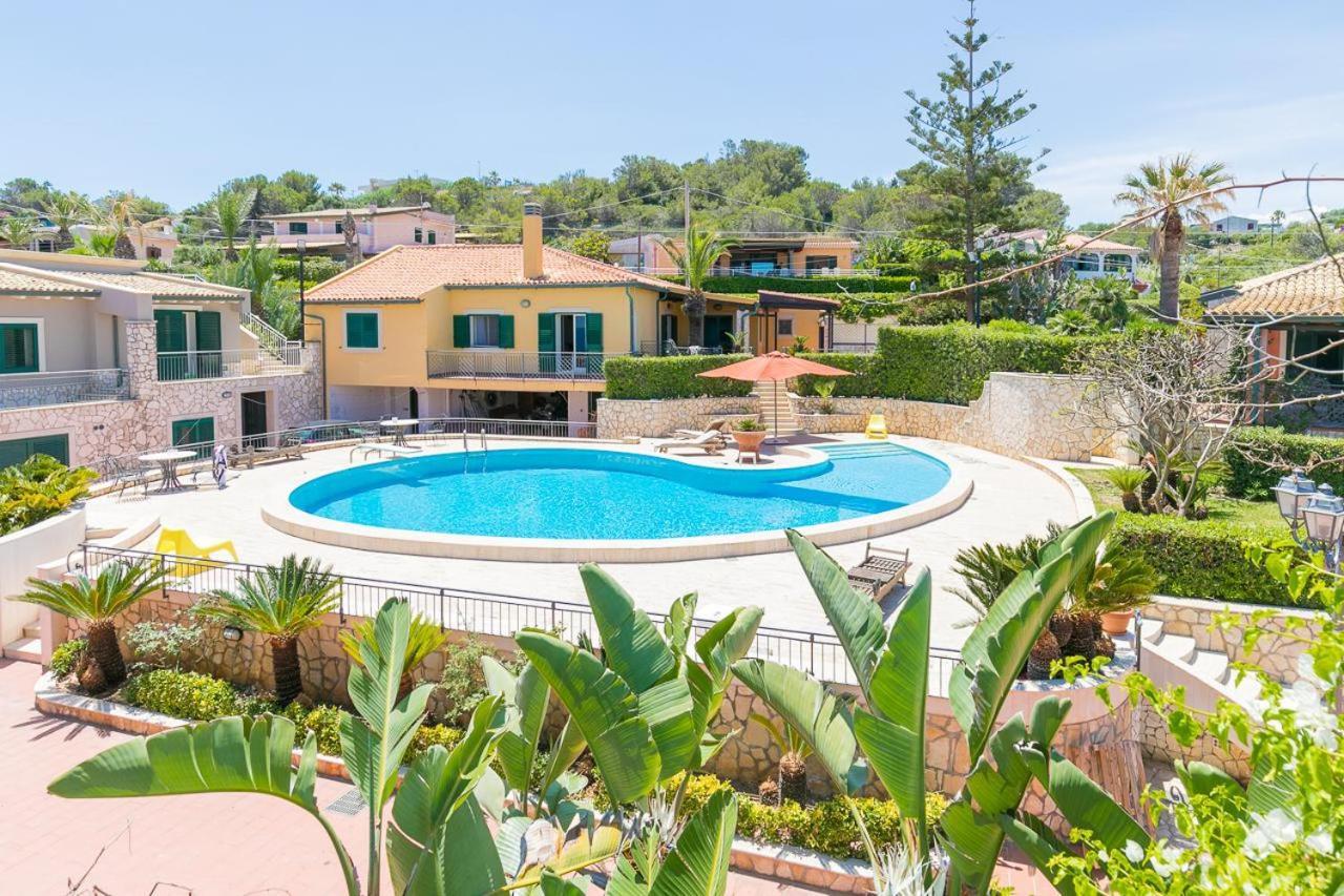 Villa Fronte Spiaggia Zoe Augusta Exterior foto