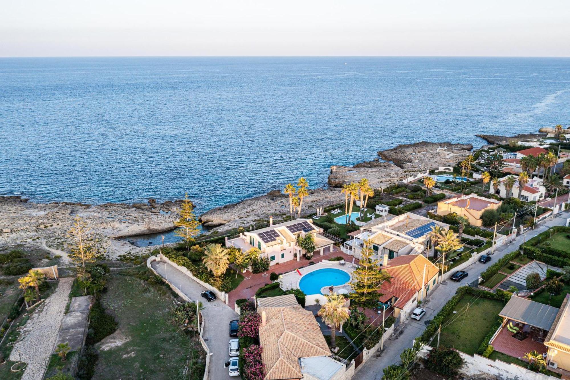 Villa Fronte Spiaggia Zoe Augusta Exterior foto